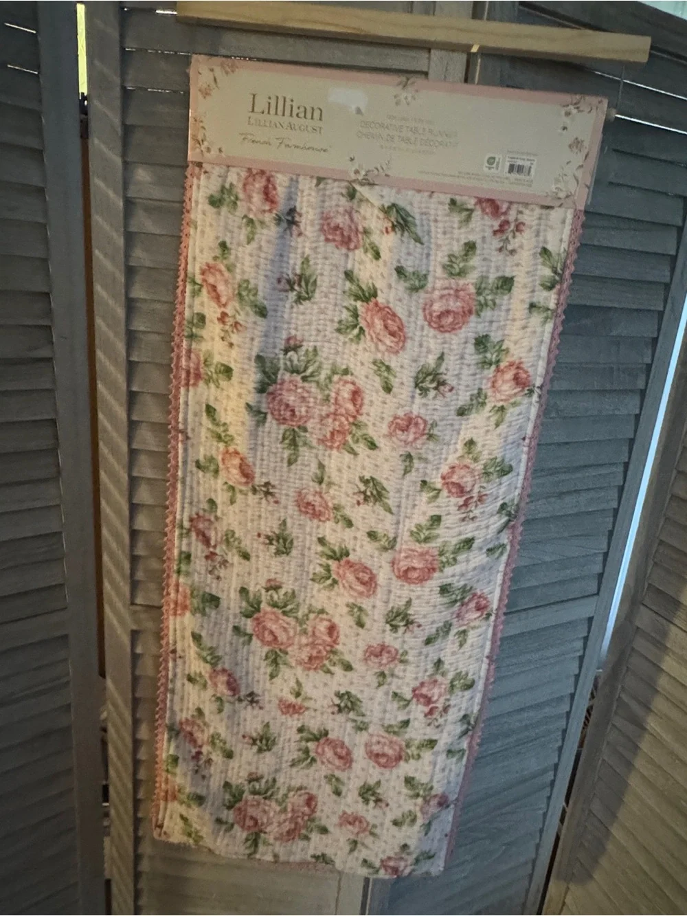 NWT Lillian August Pink Floral Quilted Table Runner Scalloped Lace